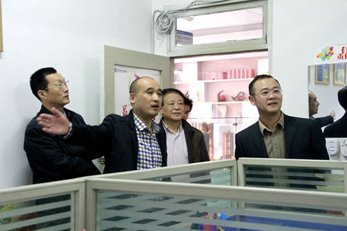 省人社厅领导莅临我校视察指导工作