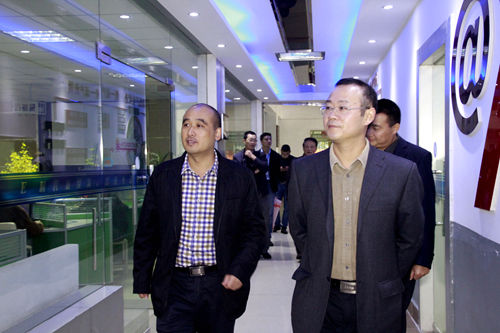 省人社厅领导莅临我校视察指导工作