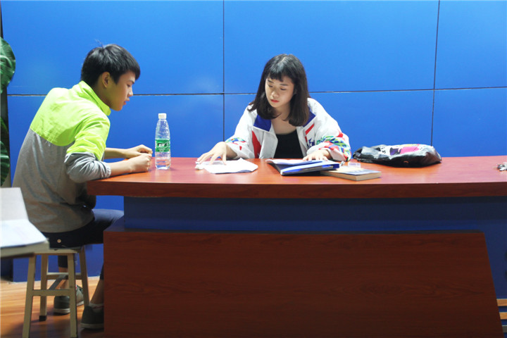 《一路有你》演员招募，现场报名火热