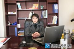 四川新华电脑学院杰出校友李柏成返校演讲