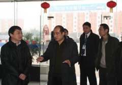 电子科技大学朱宏副校长一行领导莅临我校交流指导工作