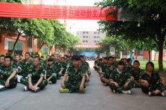 2012新生学子：军训中有苦也有乐