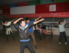 2012“庆国庆，迎新生”文艺晚会系列报道一：彩排