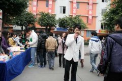 “世界末日”来爱E家欢乐购