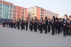 学习雷锋好榜样，四川新华在行动