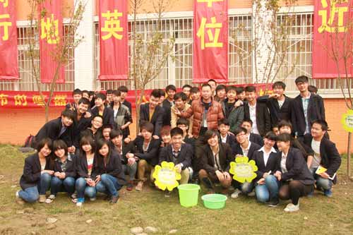 植树节，我们种下绿色和希望