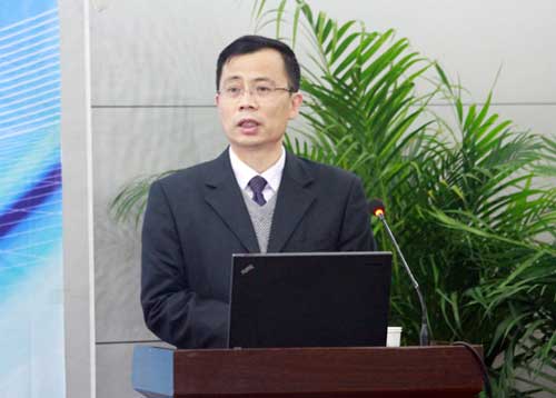 集团烹饪，电脑事业部束开俊副部长讲课