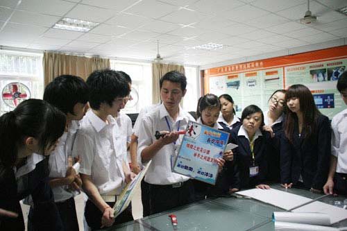 重实践，培养学子动手能力