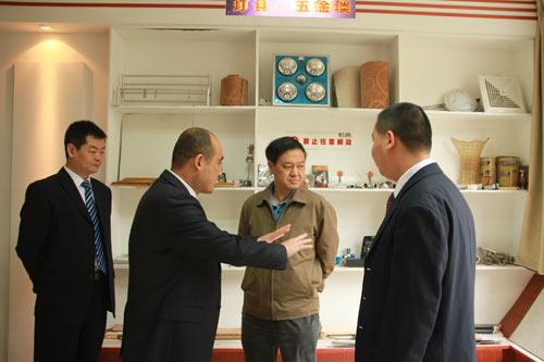 张光伟厅长高度评价了我校三维实训室