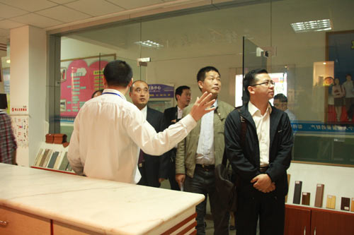 四川省人社厅马健处长、就业局吴江主任对我校三维项目实训室作出了高度评价