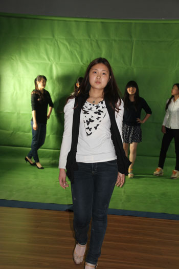 时尚T台等你秀风采，缤纷摄影邀你赏美景