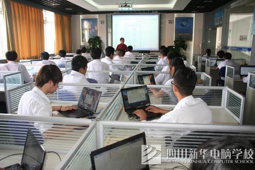 企业模拟化教学，学子深受企业青睐