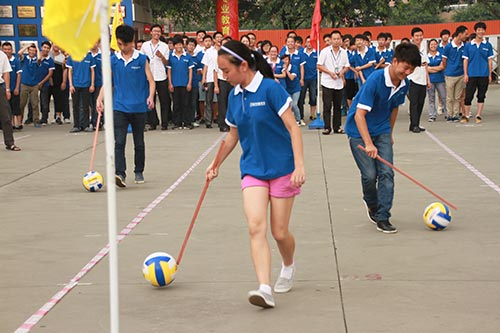 “尾货网”杯趣味运动会,新华校园乐翻天