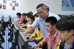 新华教育集团常务副总裁张明解析职业教育如何破解就业难