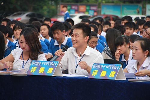 首届校园达人秀海选Day1:我的舞台我做主