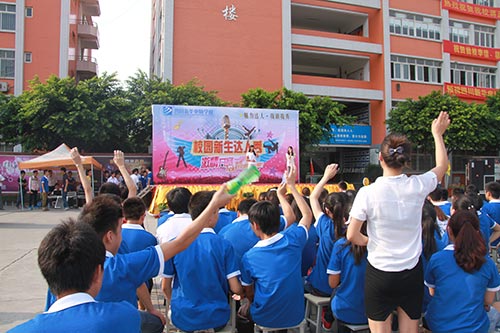 首届校园达人秀海选Day2:继续SHOW精彩