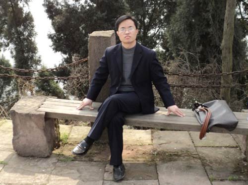 四川新华电脑学院软件开发组优秀教师&mdash;李永富