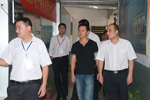 徐处长参观我校E-BOSS高级商务实训基地