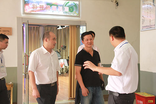 徐处长参观我校影视动漫基地