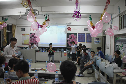 班级中秋晚会，属于我们的节日狂欢