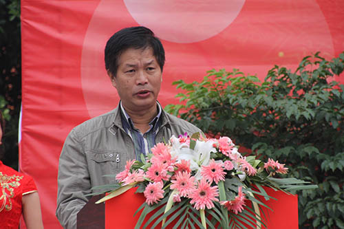 四川新华2013年秋季开学典礼暨表彰大会隆重举行