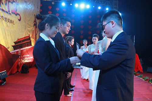 四川新华第八届数字文化艺术节颁奖典礼隆重举行