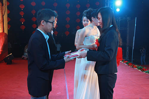 四川新华第八届数字文化艺术节颁奖典礼隆重举行