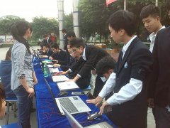 新华学子有福了，足不出户维修电脑