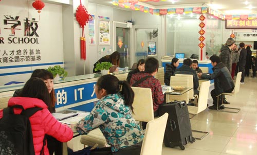 2014年春季招生，四川新华现场火爆