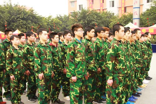 2014级新生军训：激扬青春 见证成长