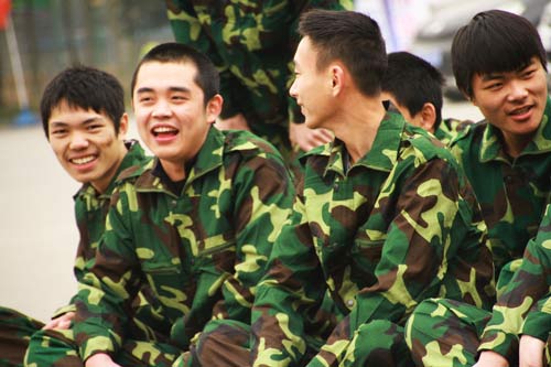 2014级新生军训：激扬青春 见证成长