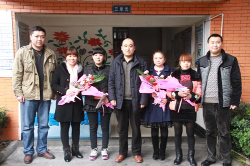 春暖新华园 欢庆三八节