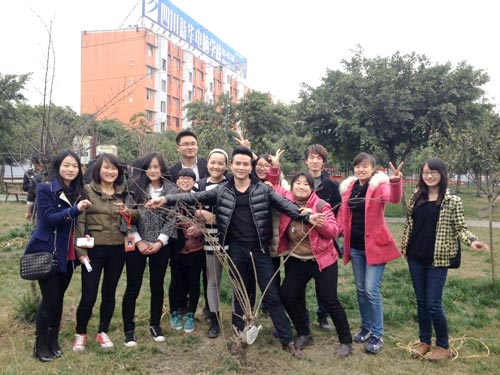 植树节:拥抱春天 播种绿色