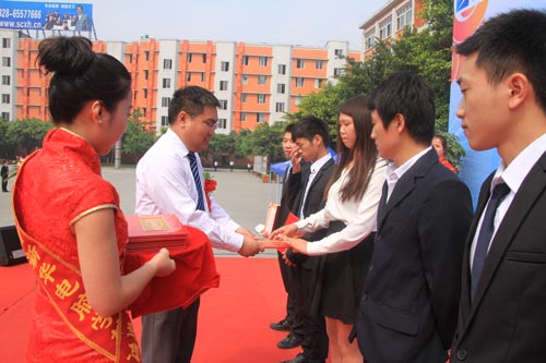 第九届校园数字文化艺术节隆重开幕