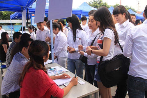 人才供需洽谈会,未来,我们来了!