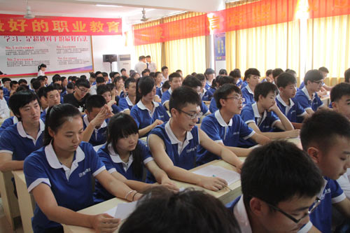 “喜迎26周年校庆”演讲比赛隆重开启