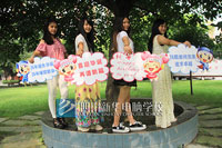 【新华26周年校庆】：新华师生献祝福