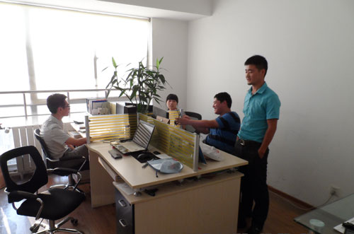 【新华26周年校庆】:坚韧不拔 创百万人生