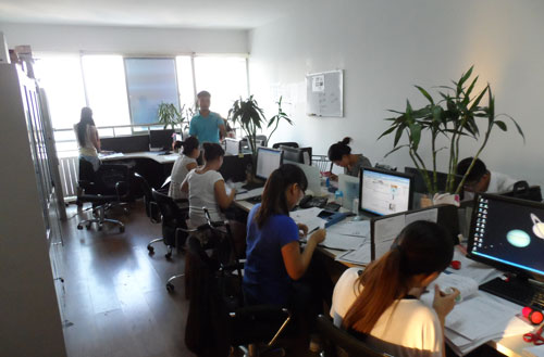 【新华26周年校庆】:坚韧不拔 创百万人生