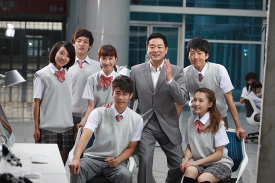 【新华26周年校庆】我们与濮存昕零距离