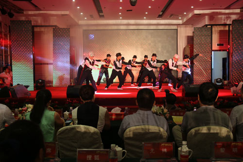 新华电脑教育26周年庆典隆重举行