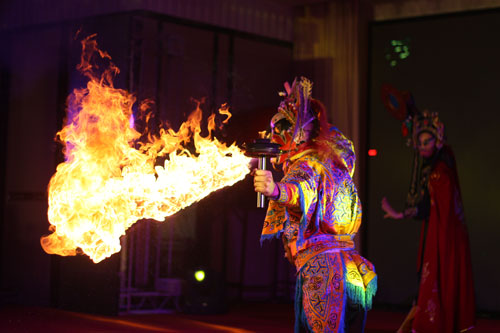 新华电脑教育26周年庆典隆重举行