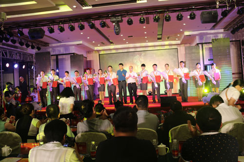 新华电脑教育26周年庆典隆重举行