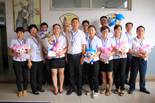 第30个教师节,领导慰问全体教师