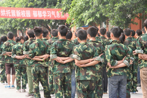 直击2014新生军训现场