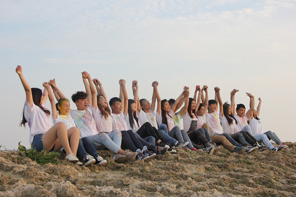 2015,新华筑梦远航