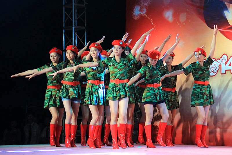 2015,新华筑梦远航