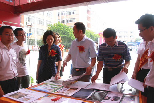 2015春季大型IT人才供需洽谈会盛大开幕