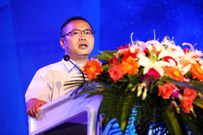 以“新”谋发展 中国首届互联网职业教育高峰论