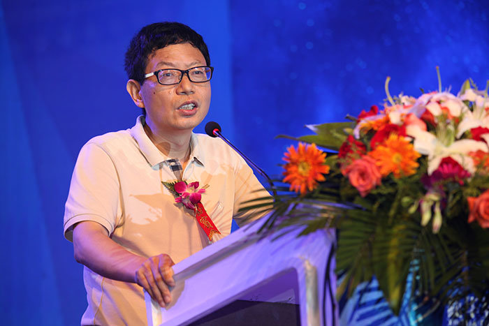 以“新”谋发展 中国首届互联网职业教育高峰论